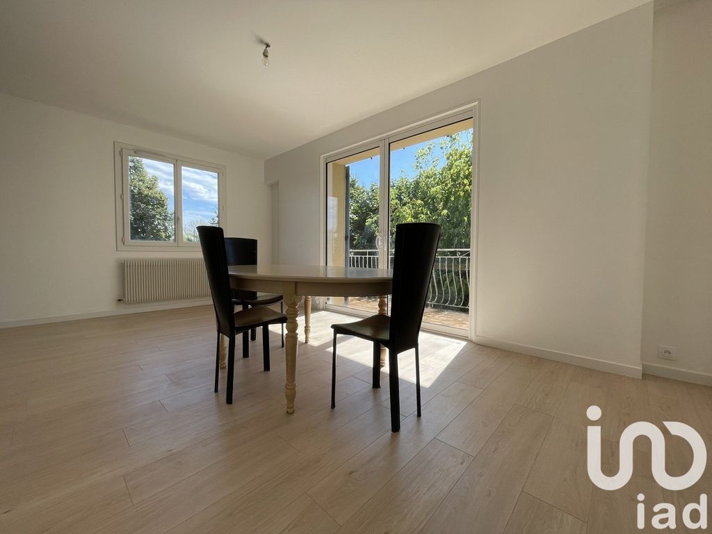 Achat maison à vendre 3 chambres 110 m² - La Croix-Blanche