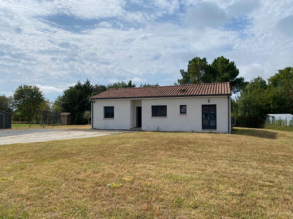 Achat maison à vendre 3 chambres 95 m² - Sainte-Livrade-sur-Lot