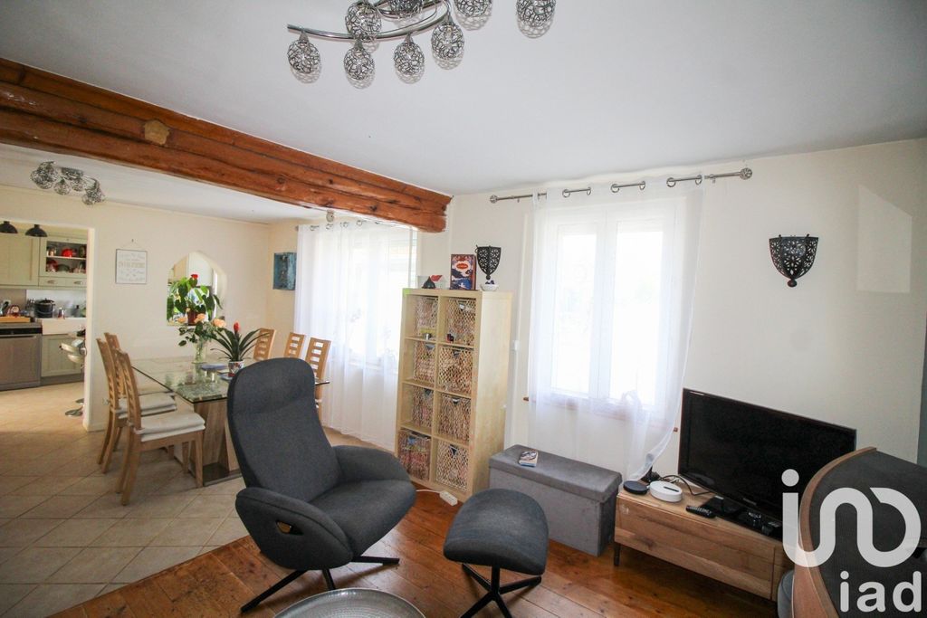 Achat maison à vendre 3 chambres 140 m² - Charleval