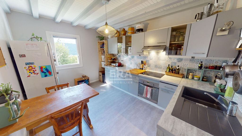 Achat maison à vendre 3 chambres 99 m² - Hauteville-Lompnes