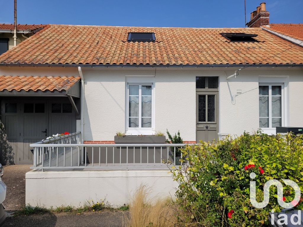 Achat maison à vendre 4 chambres 122 m² - Les Moutiers-en-Retz