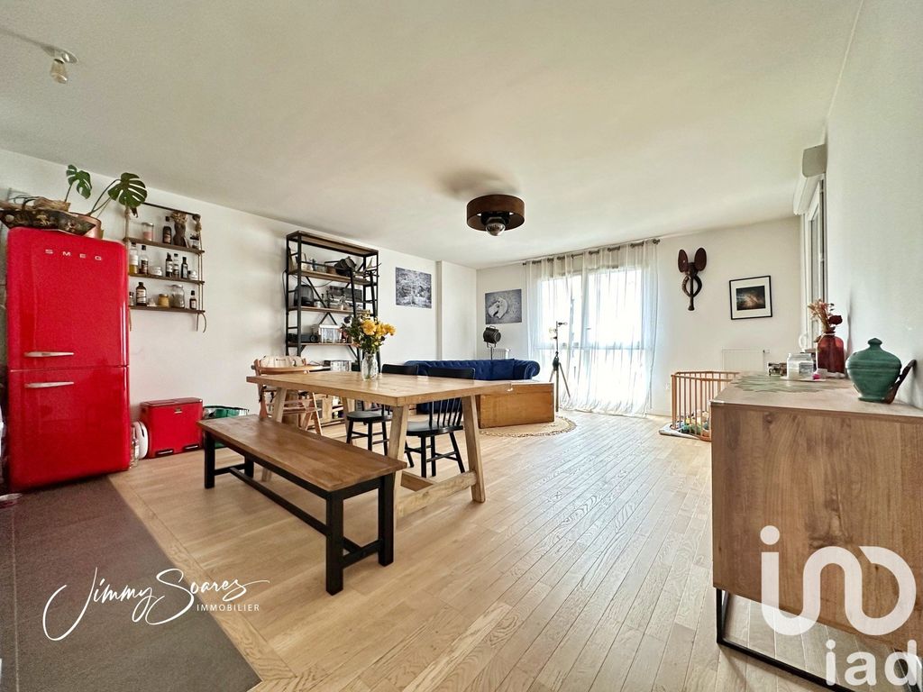 Achat appartement à vendre 4 pièces 70 m² - Bagnolet