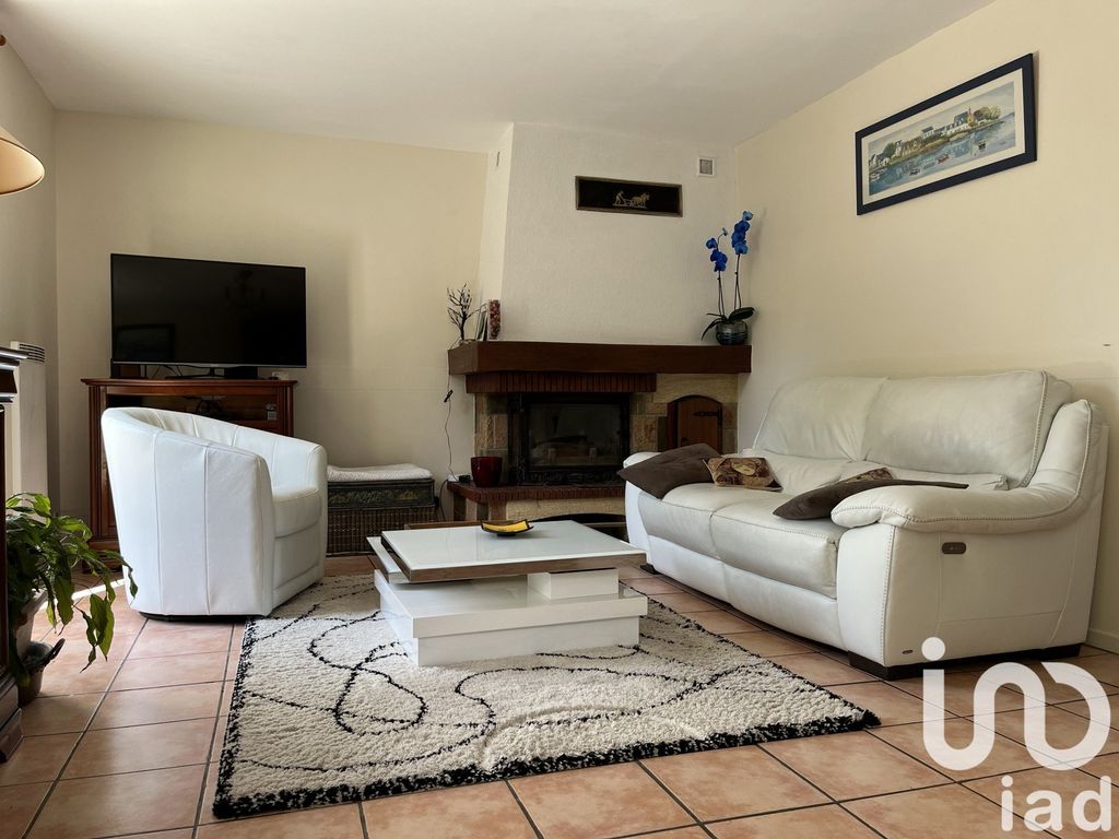 Achat maison à vendre 5 chambres 127 m² - Fleury-les-Aubrais