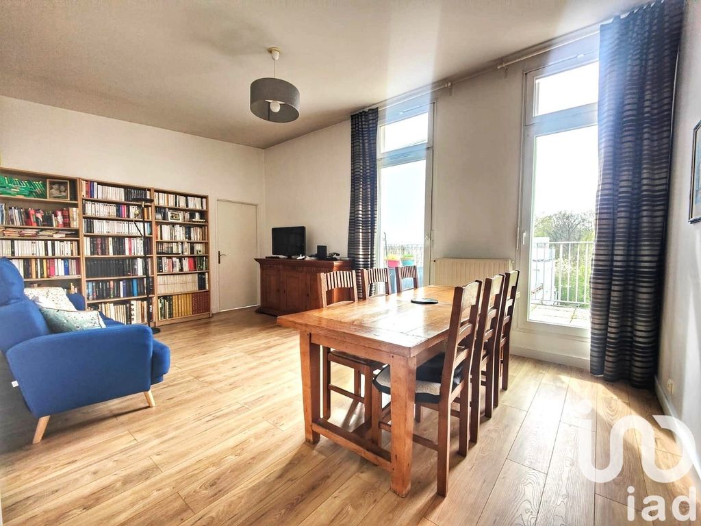 Achat appartement à vendre 4 pièces 85 m² - Sainte-Geneviève-des-Bois