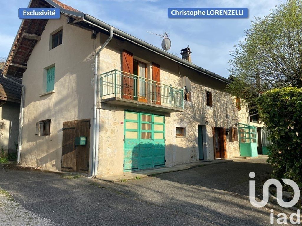 Achat maison à vendre 4 chambres 117 m² - Yenne