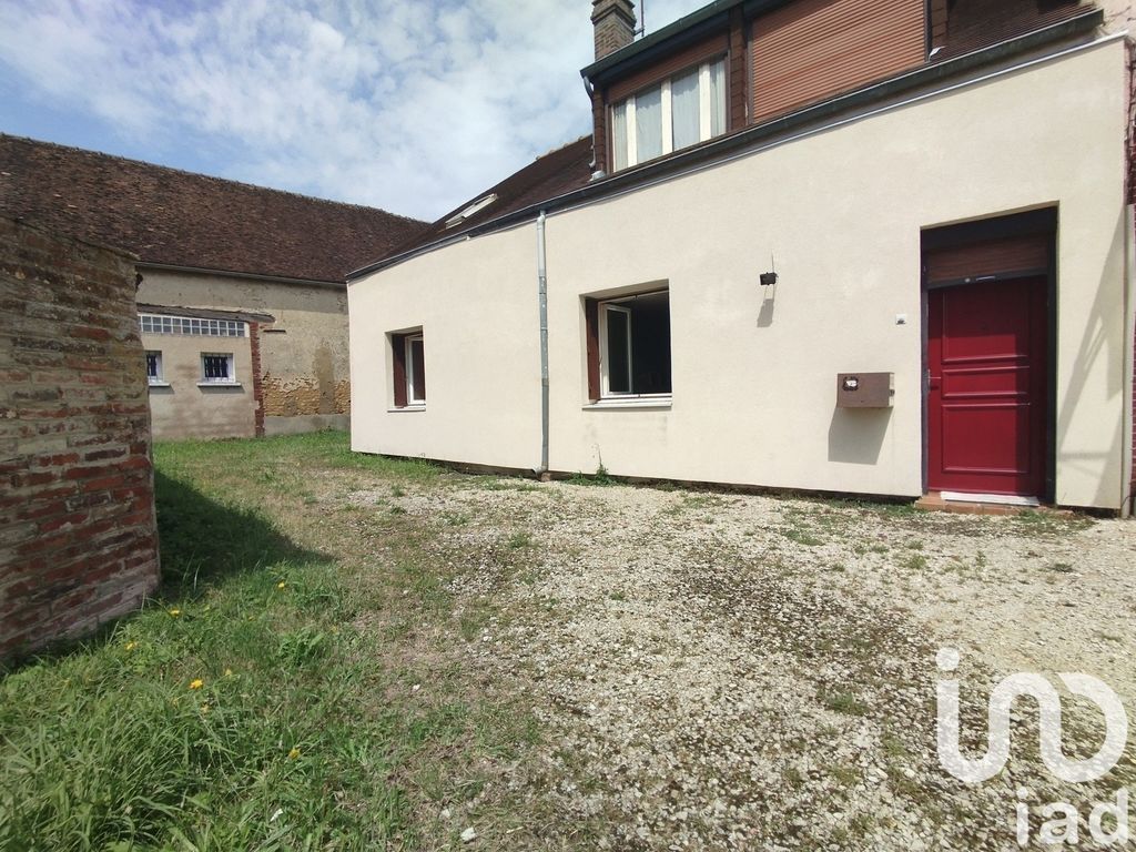 Achat maison à vendre 3 chambres 87 m² - Vergigny