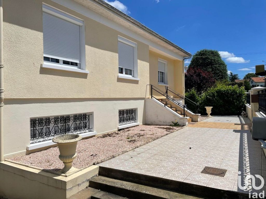 Achat maison à vendre 4 chambres 125 m² - Saint-Maixent-l'École