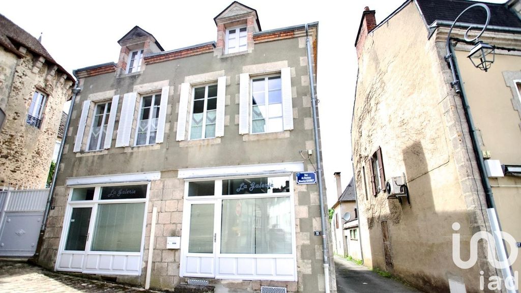 Achat maison à vendre 6 chambres 179 m² - Boussac