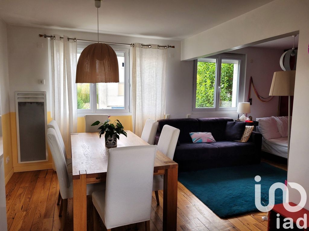 Achat maison à vendre 2 chambres 74 m² - La Rochefoucauld