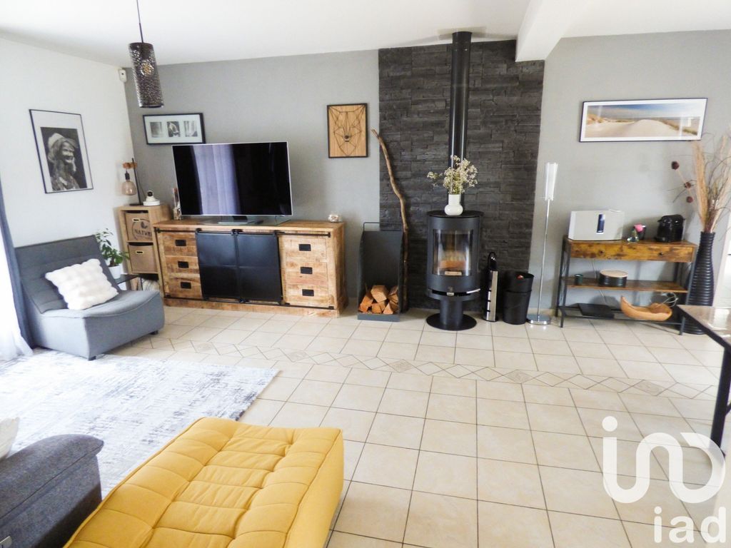 Achat maison à vendre 5 chambres 155 m² - Belloy-en-France