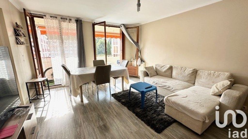 Achat appartement à vendre 3 pièces 69 m² - Aubagne