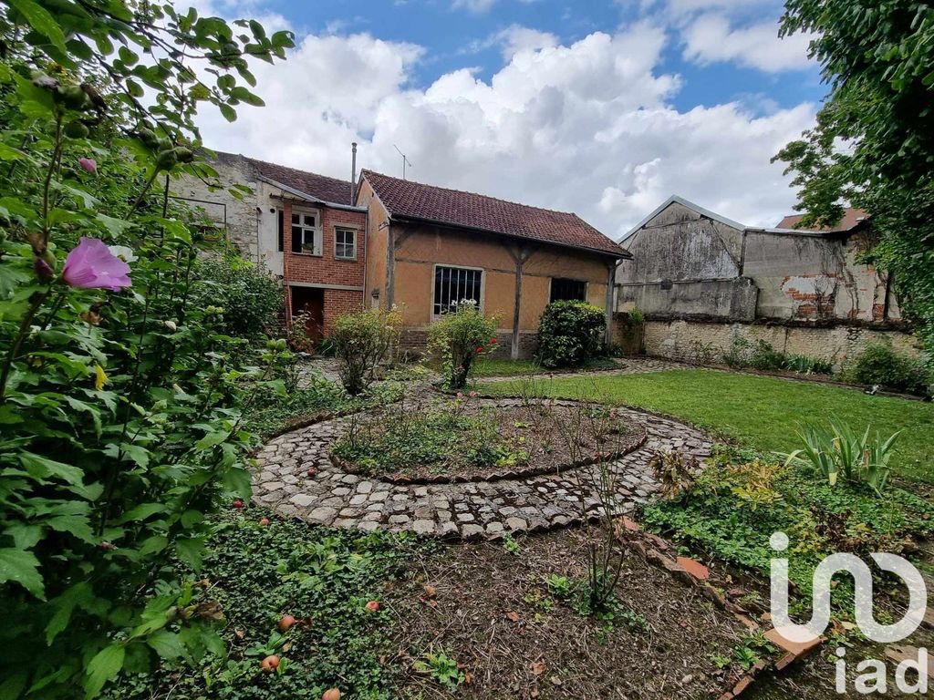 Achat maison à vendre 2 chambres 110 m² - Provins