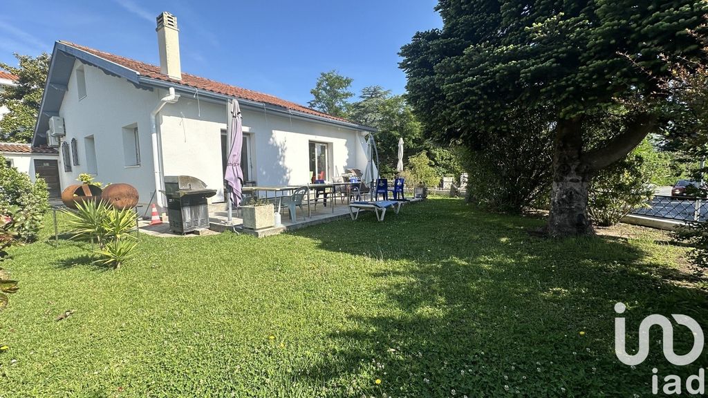 Achat maison à vendre 3 chambres 151 m² - Biarritz