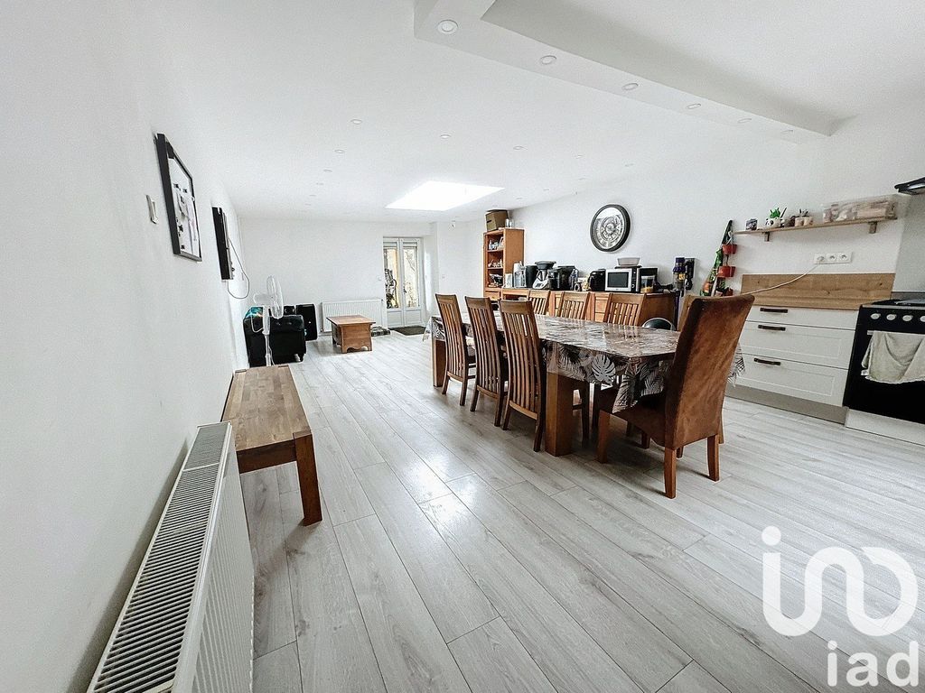 Achat maison à vendre 5 chambres 183 m² - Fains-Véel