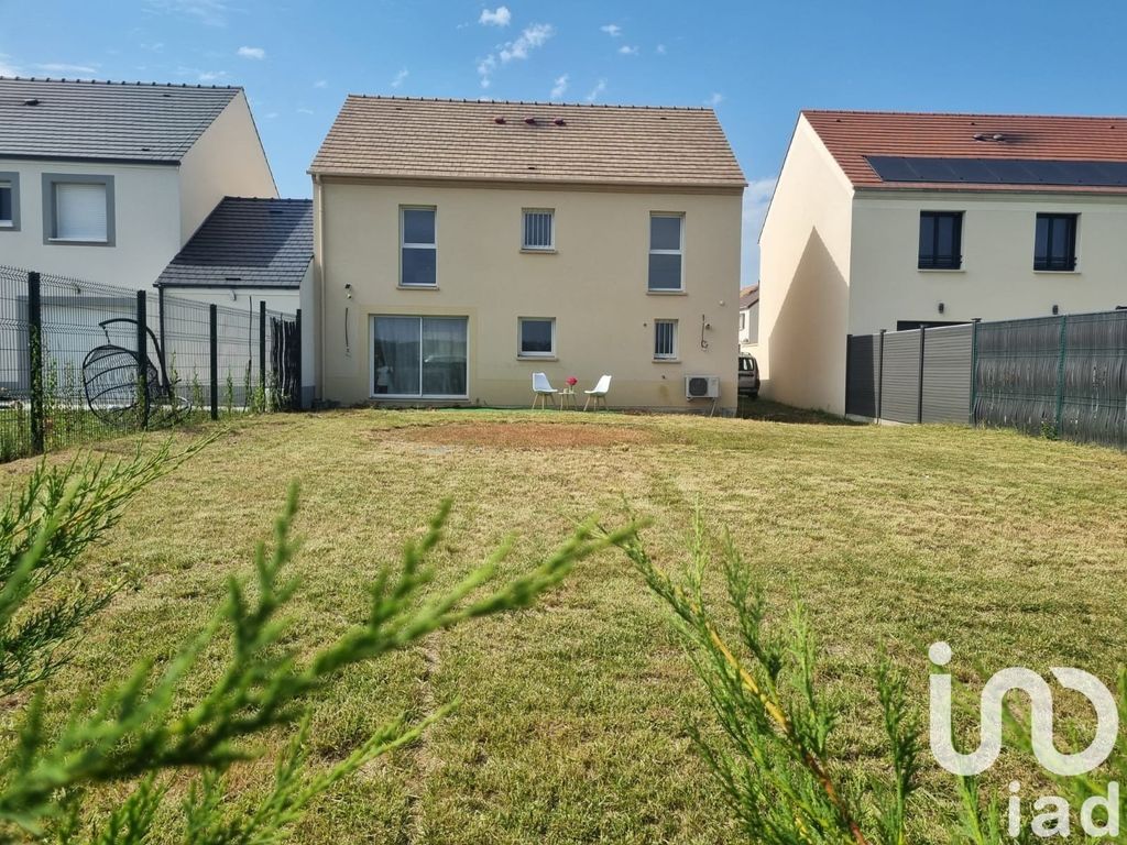 Achat maison à vendre 5 chambres 139 m² - Rouvres