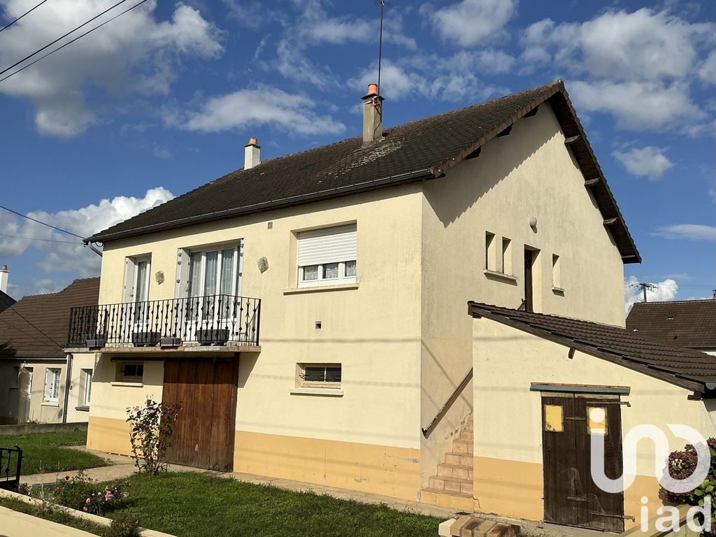 Achat maison à vendre 4 chambres 90 m² - Saint-Mars-la-Brière