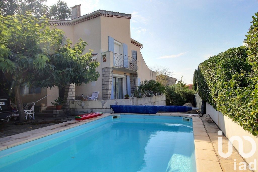 Achat maison à vendre 2 chambres 131 m² - Toulon