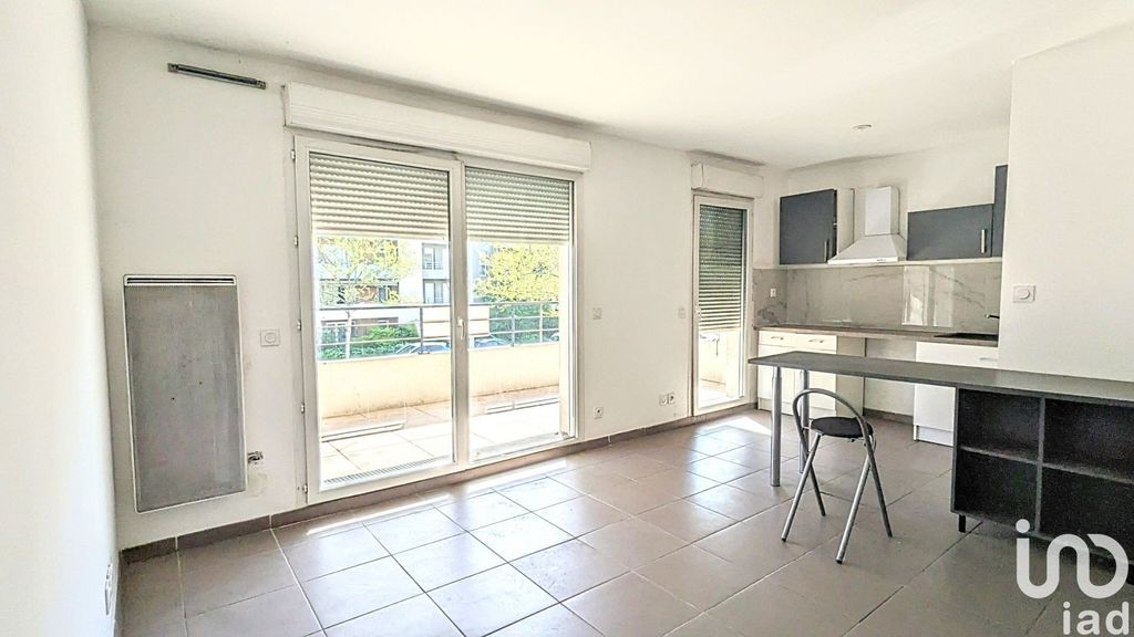 Achat appartement 4 pièce(s) Vénissieux