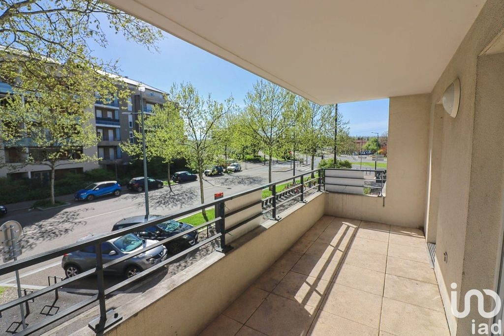 Achat appartement à vendre 4 pièces 85 m² - Vénissieux