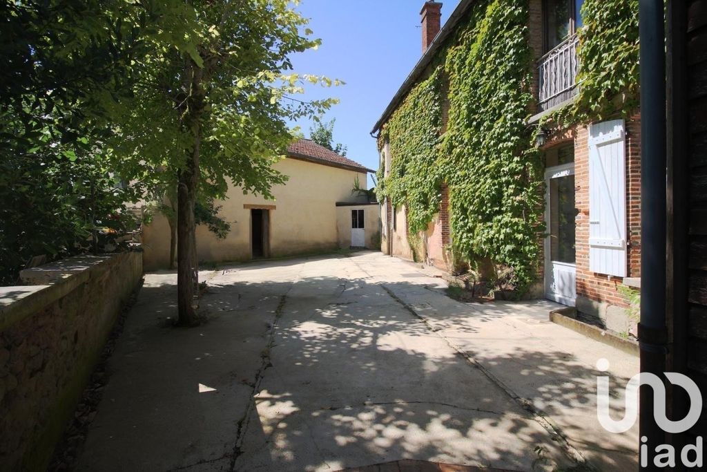 Achat maison à vendre 4 chambres 149 m² - Fère-Champenoise