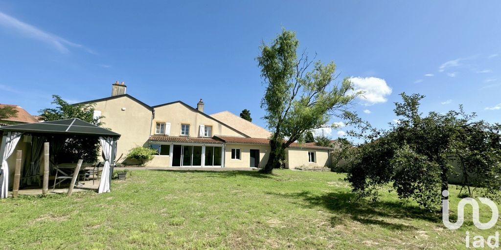 Achat maison à vendre 7 chambres 295 m² - Mey