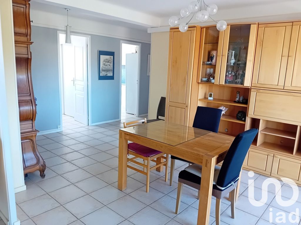 Achat appartement à vendre 5 pièces 82 m² - Hyères