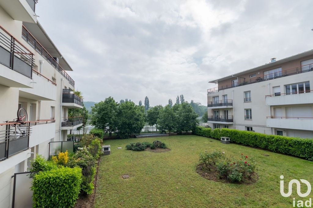 Achat appartement à vendre 4 pièces 75 m² - Mantes-la-Jolie