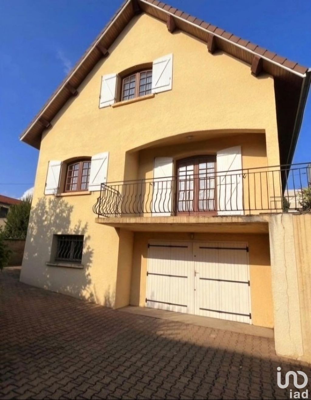 Achat maison à vendre 4 chambres 142 m² - Saint-Étienne