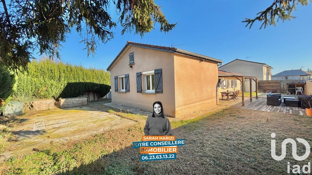 Achat maison à vendre 4 chambres 115 m² - Veauche