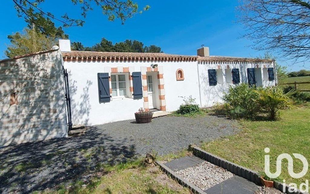 Achat maison à vendre 3 chambres 136 m² - Soullans