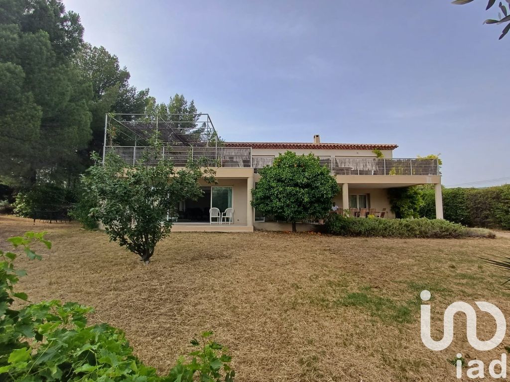 Achat maison à vendre 4 chambres 306 m² - Le Castellet