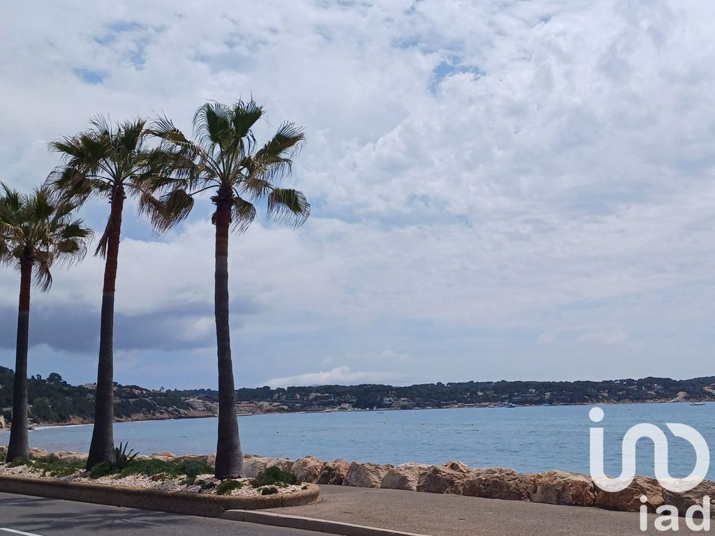 Achat maison à vendre 5 chambres 117 m² - Sanary-sur-Mer