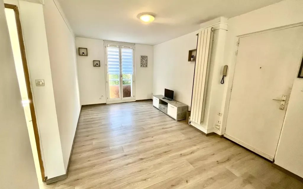 Achat appartement à vendre 3 pièces 50 m² - Nîmes