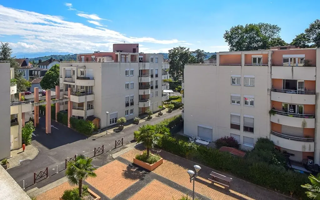 Achat appartement à vendre 2 pièces 49 m² - Billère