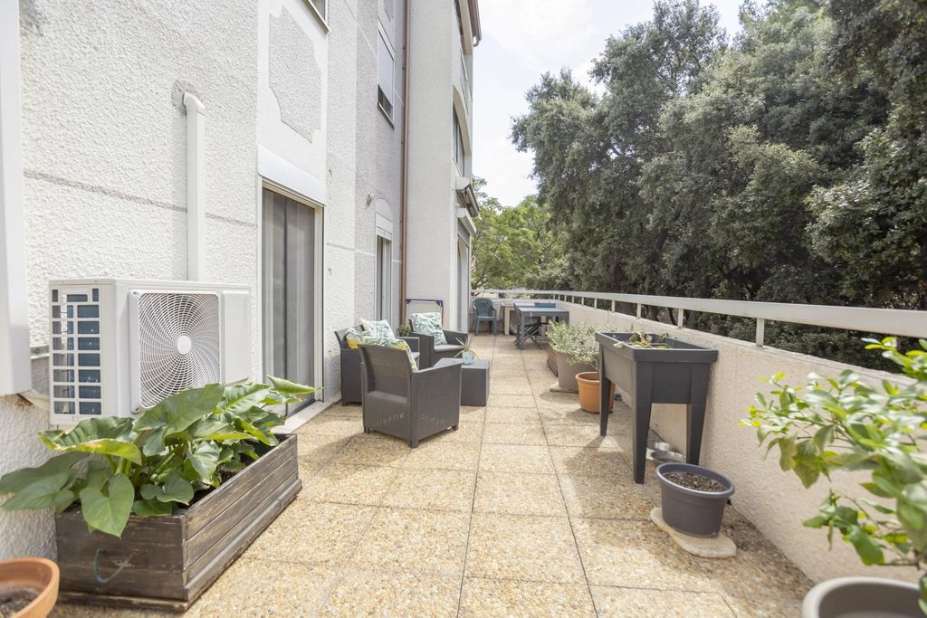 Achat appartement à vendre 3 pièces 64 m² - Istres