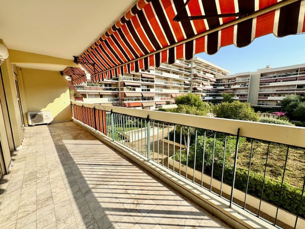 Achat appartement à vendre 2 pièces 50 m² - Vallauris