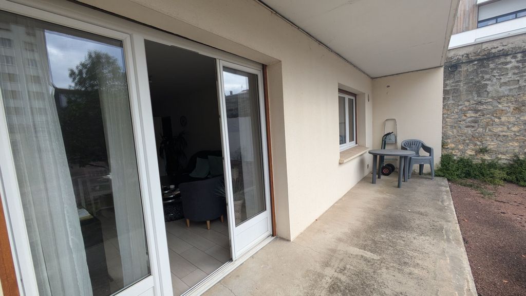 Achat appartement à vendre 2 pièces 44 m² - Rochefort