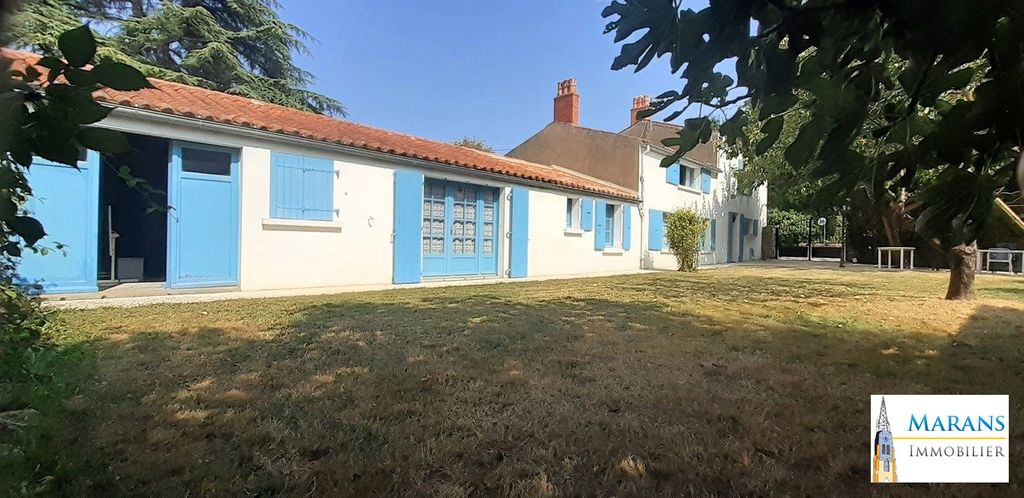 Achat maison à vendre 4 chambres 165 m² - Chaillé-les-Marais