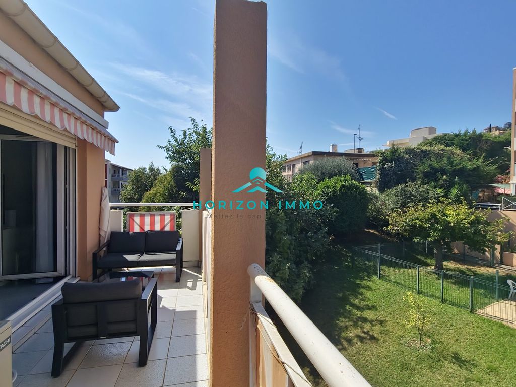 Achat appartement à vendre 3 pièces 63 m² - Saint-Laurent-du-Var