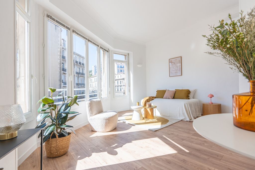 Achat appartement à vendre 3 pièces 79 m² - Marseille 6ème arrondissement