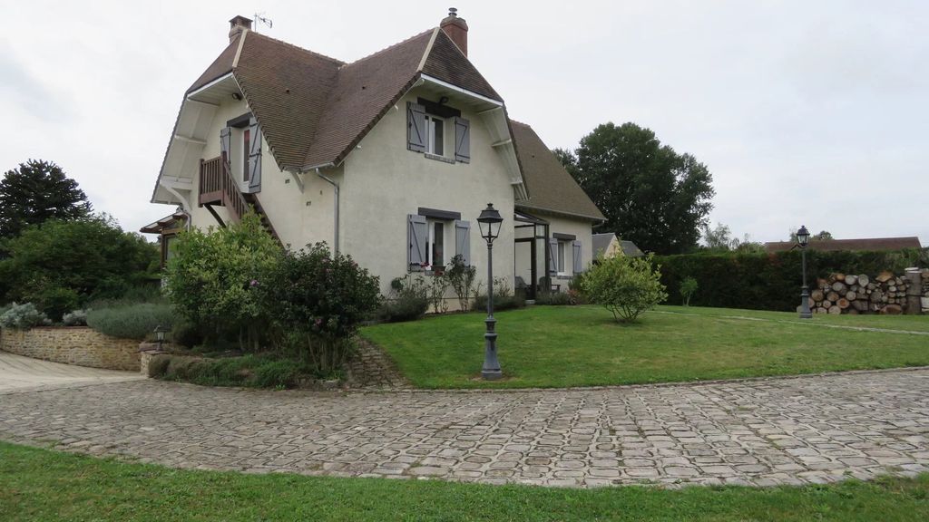 Achat maison à vendre 4 chambres 205 m² - Rambouillet