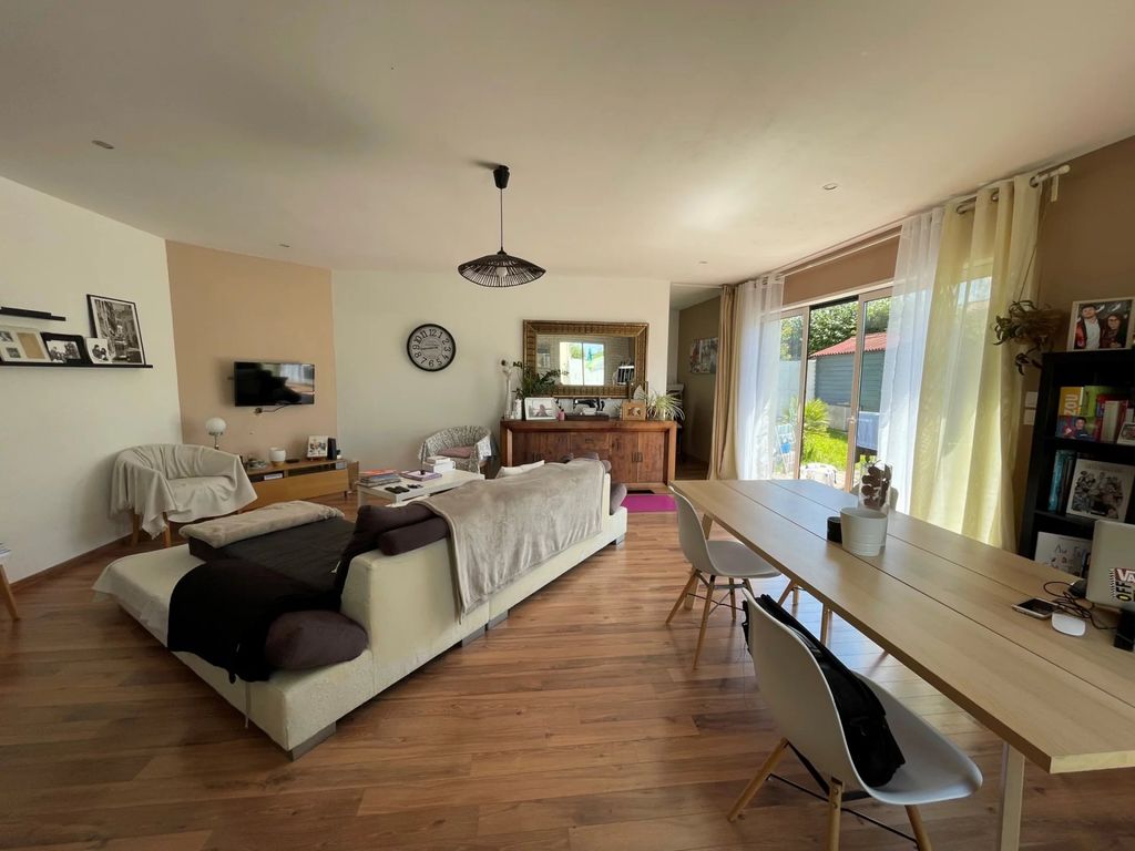 Achat maison à vendre 3 chambres 135 m² - Les Sables-d'Olonne