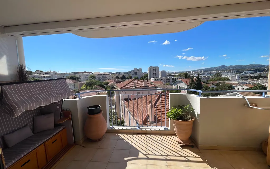 Achat appartement à vendre 2 pièces 47 m² - La Seyne-sur-Mer