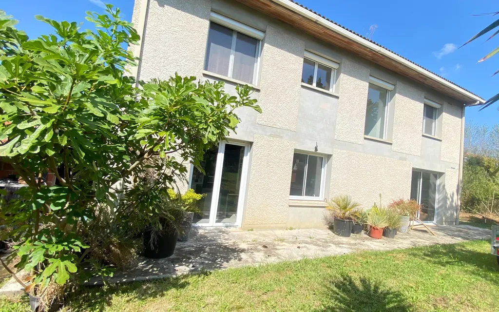 Achat maison à vendre 4 chambres 190 m² - Montauban