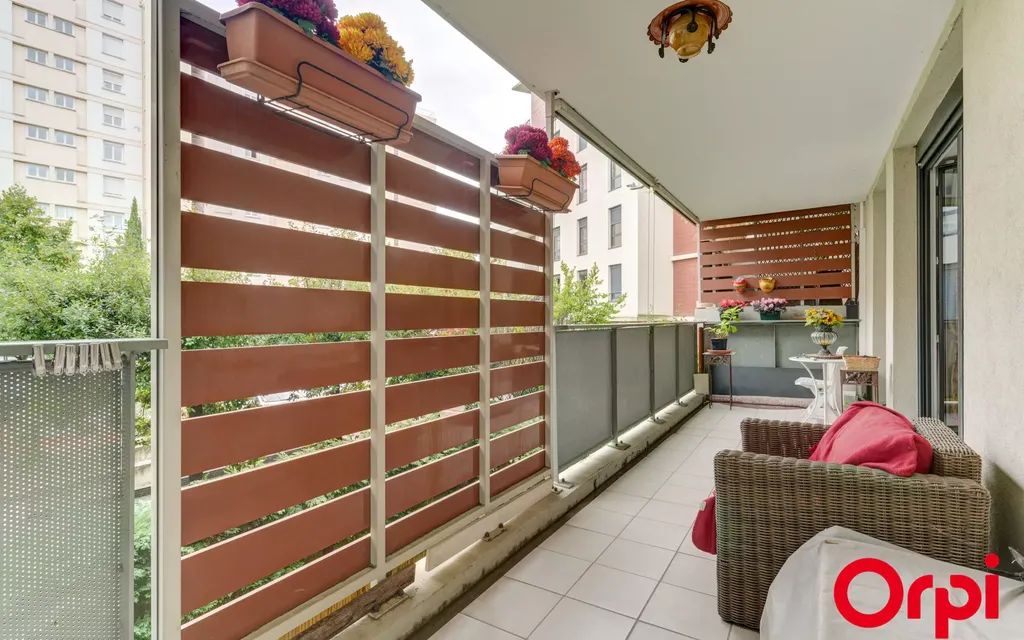 Achat appartement à vendre 4 pièces 81 m² - Caluire-et-Cuire