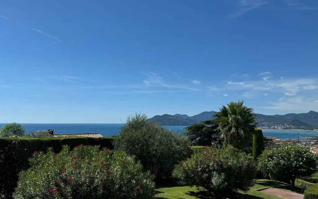 Achat appartement à vendre 3 pièces 81 m² - Cannes