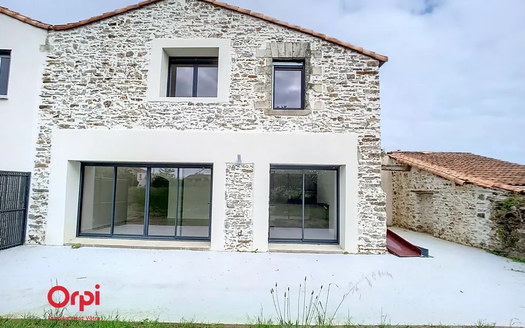 Achat maison à vendre 4 chambres 205 m² - Vertou