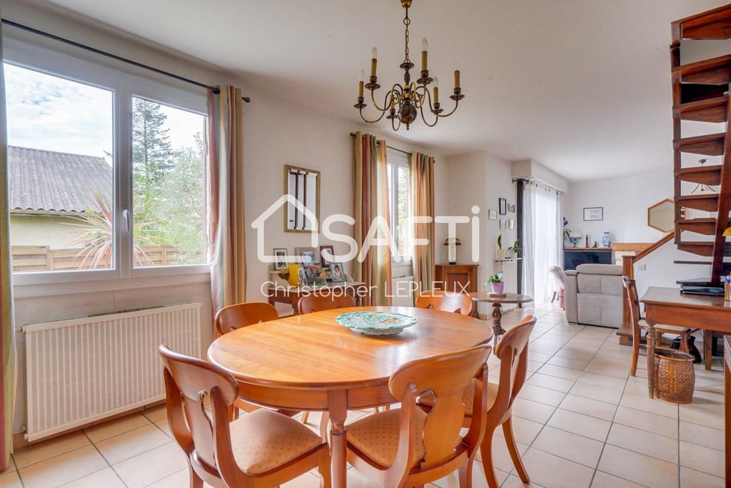 Achat maison 3 chambre(s) - Villenave-d'Ornon