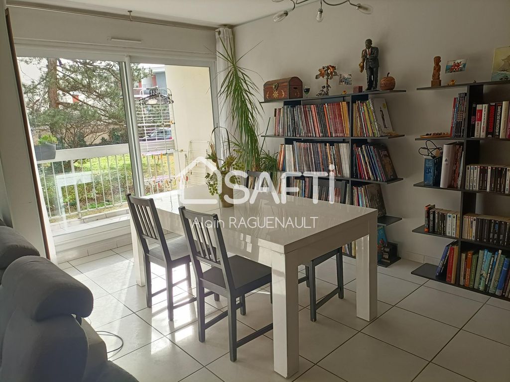 Achat appartement à vendre 5 pièces 111 m² - Lyon 8ème arrondissement