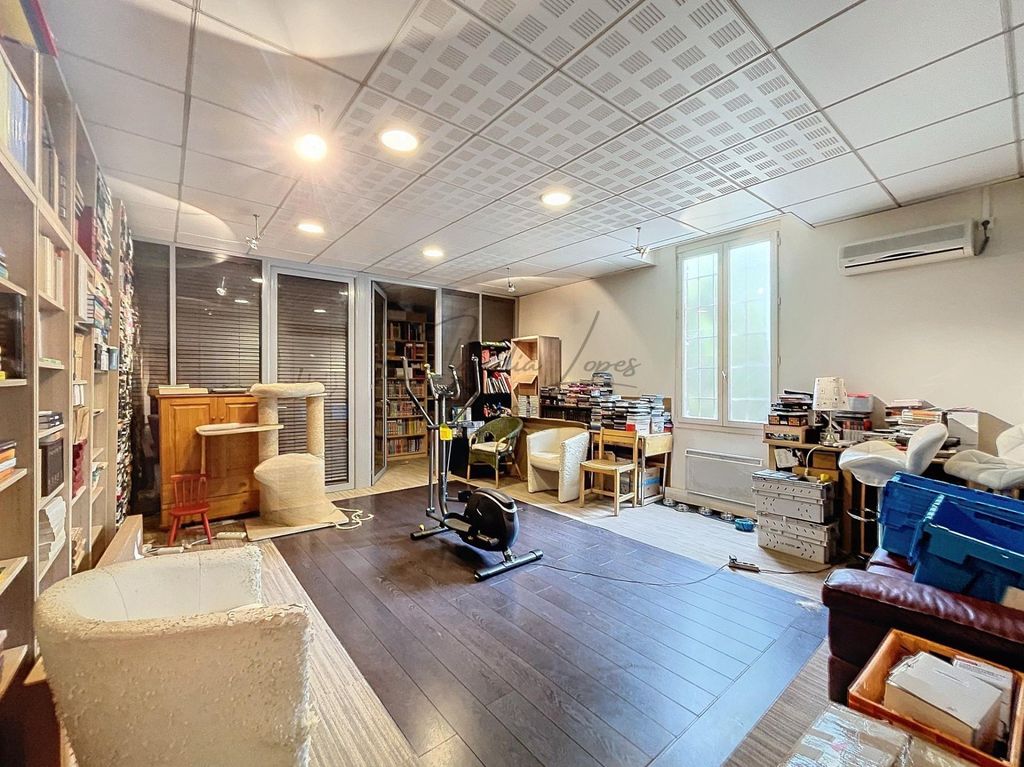 Achat loft à vendre 5 pièces 185 m² - Saint-Denis